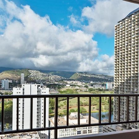 Private One Bedroom Condo, With Corporate Rental Car Savings Code Included, Free Onsite Parking Honolulu Eksteriør bilde