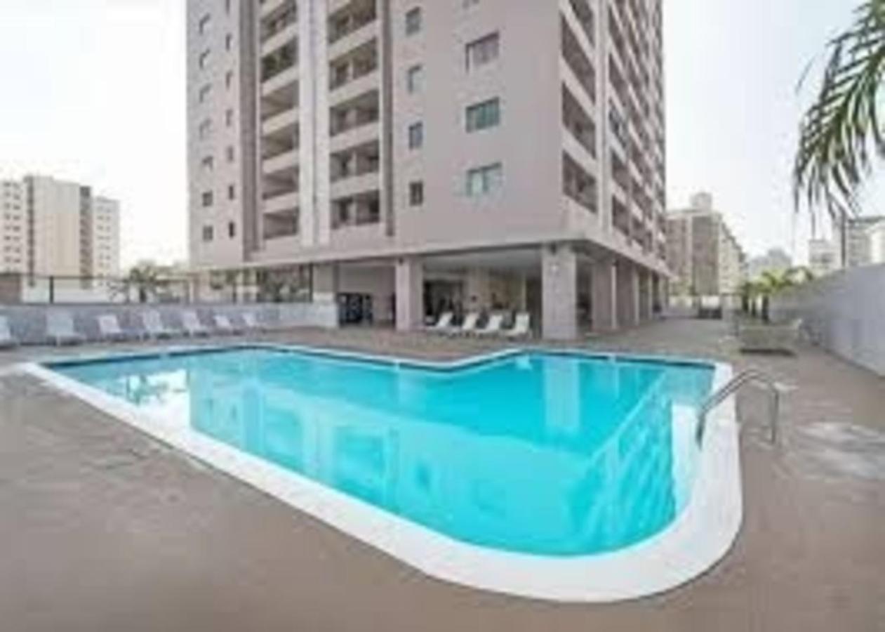 Private One Bedroom Condo, With Corporate Rental Car Savings Code Included, Free Onsite Parking Honolulu Eksteriør bilde